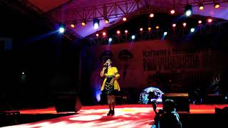 Download lagu Selfi dengan lagu Keramat mp3