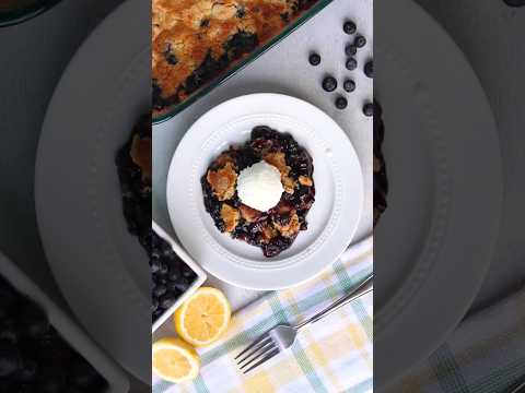 Easy Blueberry Dump Cake with Yellow Cake Mix #dessert #easyrecipe