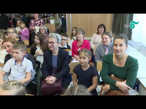 Körzeti mesemondó versenyt szervezett a Feszty