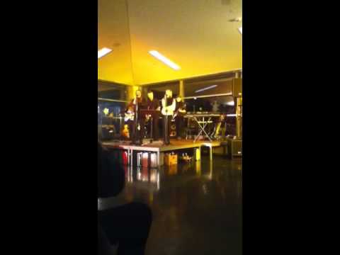 X max Rock Konzert AEG die Band 17 Splitters