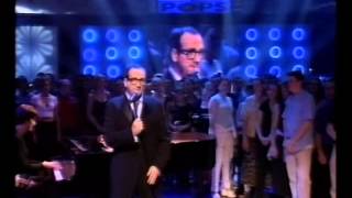 ToTP: Elvis Costello performs She