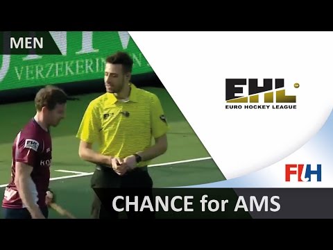 WIM 1-3 AMS A scramble results in Buissant smashing home, but its disallowed #EHL #wimvams