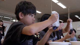 11月12日【びわ湖放送ニュース】願いごとも染み込んだ、澄んだ青さのお守り作り