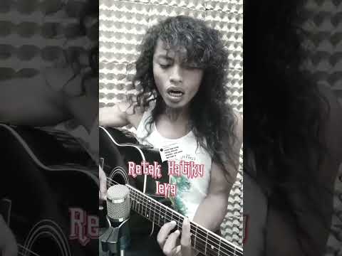 retak hatiku versi 90an... memang padu bak ang...