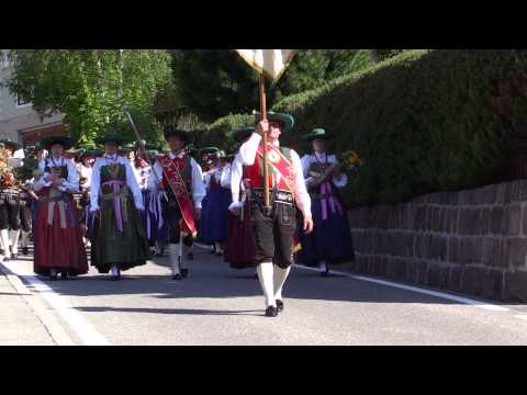 St. Ulrich Fronleichnamsprozession/Ortisei processione corpus domini