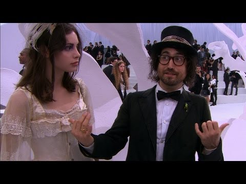 Impressions of the Spring-Summer 2012 Ready-to-Wear Show – CHANEL Shows