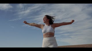 Crecer Music Video