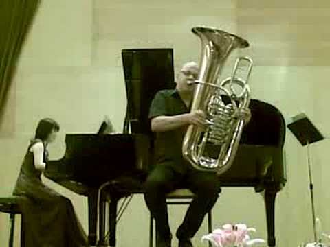 Café 1930 (Astor Piazzola) tocado por Jens Bjôrn Larsen