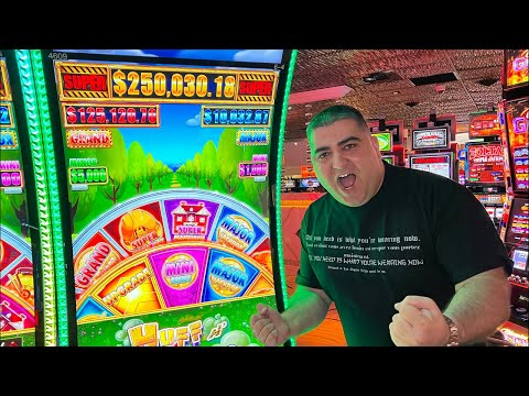 ????The GREATEST LIVE STREAM EVER On Huff N Even More Puff Slot - PEPPERMILL CASINO