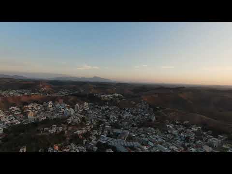 Vistoria de construção e vista panorâmica de Ubá-MG