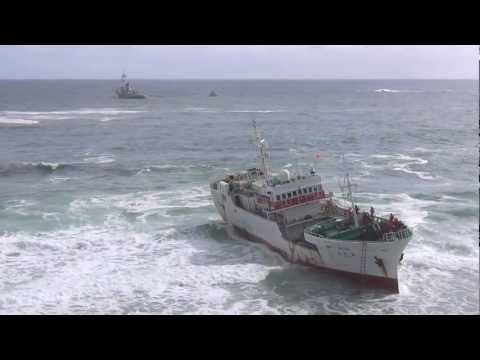 Trawler tugged off Clifton beach
