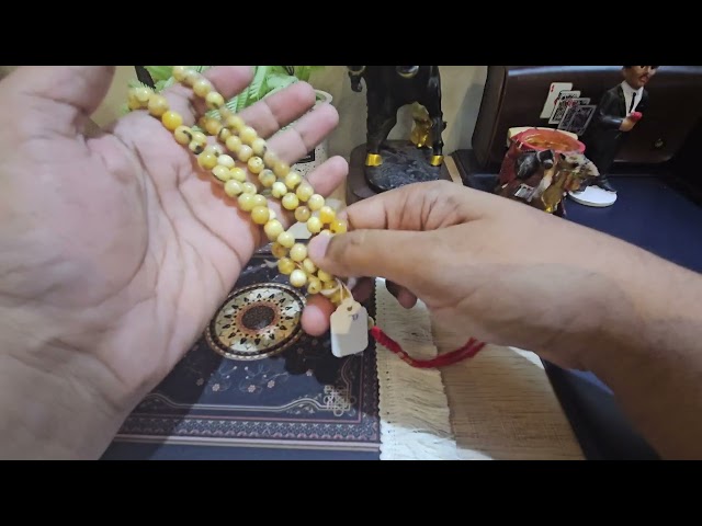 كهرمان حر طبيعي- يوجد مقطع فيديو