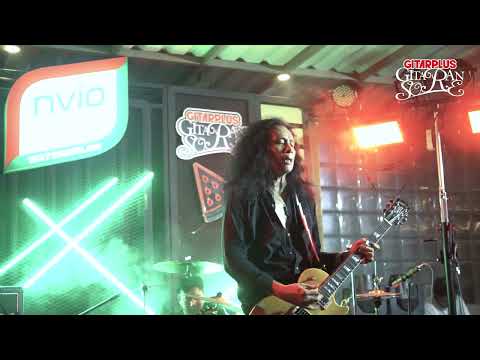 JOHN PAUL IVAN TAMPIL NYENTRIK DI GITARAN SORE BOGOR 2024