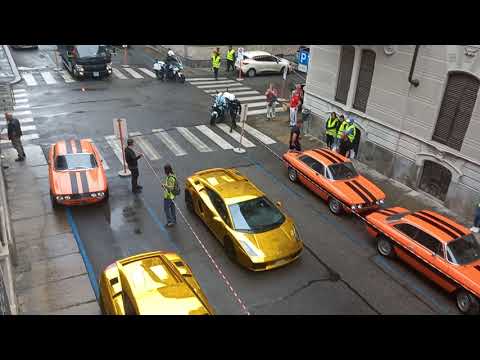 Fast and Furious 10 - cars arrive on the set Torino filming in Turin
