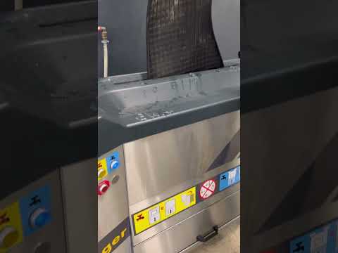 Fussmattenreiniger - Oberscheider Car Wash Asten GmbH #shortsvideo #subscribe #youtubeshorts