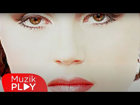 Sibel Sezal - Gece Ay Şahit (Official Video)