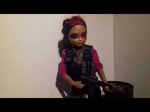 DWA Dolls with Attitude 001