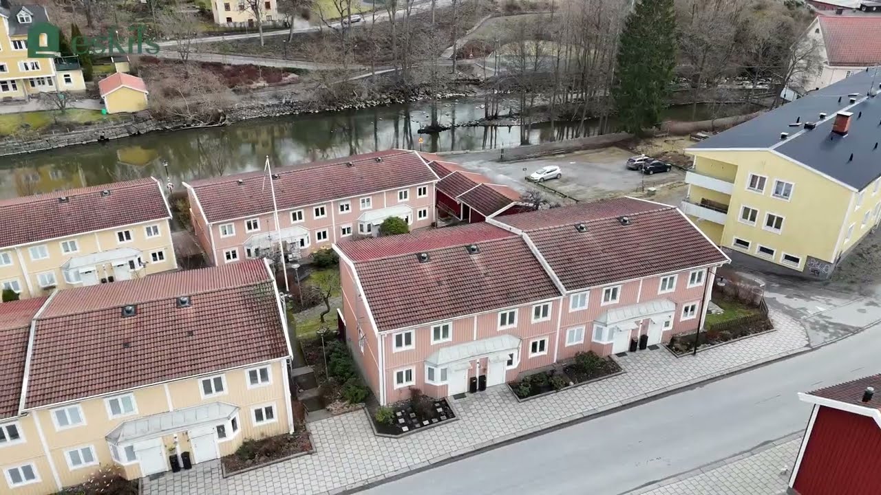 5 rum Radhus på Storgatan 34C Torshälla Eskilstuna kommun - video