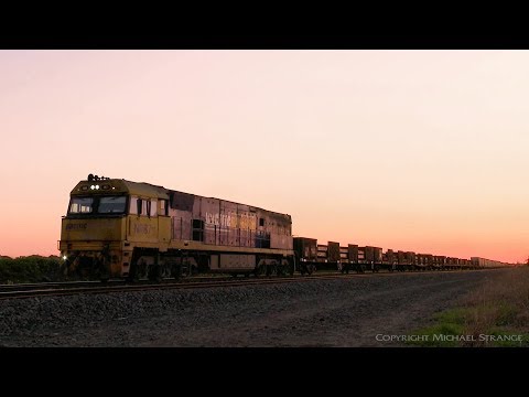 3PM4 Pacific National Steel At Sunset - PoathTV Australian Trains & Railways