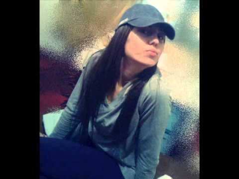 Mc Tonny Ft Ersa & G-One - Me Mungon