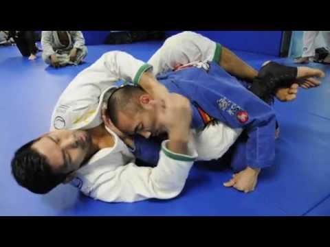 Closed Guard | Lapel Control with 3 submissions with Professor Kris Kim
