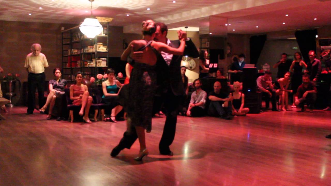 Video thumbnail for Delfina Pissani y Diego Valero - Madrid Junio 2016 - "Mañana Zarpa un Barco"