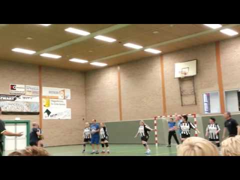 Dames Recreanten HV Zwart-Wit vs hun heren 2