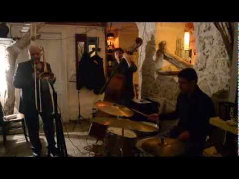 MANHATTAN  WILDLIFE REFUGE  live jazz  at  Rampavilla  Conversano (Bari)