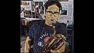 10MFAN PRESENTS Reggie Padilla on the new 10MFAN Baritone Mouthpiece. Playing some Kenny G!￼