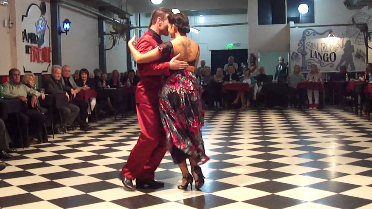 Video thumbnail for Sin Rumbo, bailan SAMANTHA DISPARI y SANTIAGO FINA 4/4