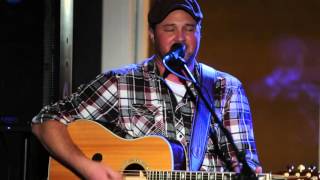 Kyle Scott Forry performs Rekindle at Songwriters in the Round