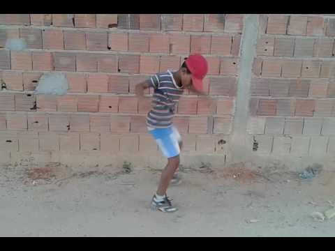 MC Ted - Bebe Fuma (Wellinton Patatyy)