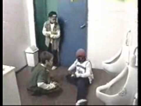 Chiquititas 1998 - Brasil - Primeiras cenas de Fran, Samuca e Neco