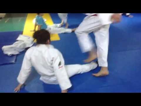 Savaş İyidoğan - Judo Workout (Leg Speed and Enterance for Hıp Throw)