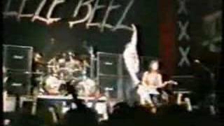 Sleeze Beez - Stranger Than Paradise/Heroes Die Young_Live