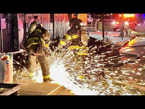 FDNY BOX 1706~FDNY OPERATING FOR A E-BIKE LITHIUM ION BATTERY FIRE ON WEST 170TH STREET IN MANHATTAN