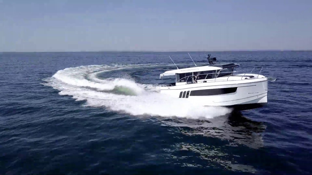 Покатушки на Delphia Escape 1150