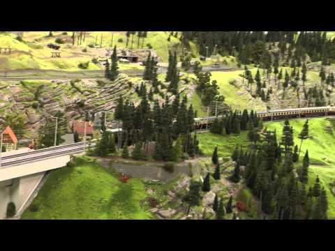 HO scale  DB class 103 with TEE train, Miniatur Wunderland Hamburg, Germany, 14-1-14