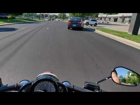 Let’s take the bike I hate the most, a VROD🤦🏻