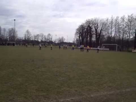 Velsen  Rkvv 1 (zo) vs. DCG Rksv 1 (zo) 14-4-2013 14:45
