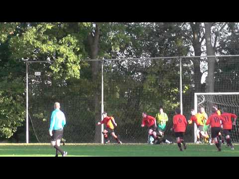 Opjestropdas 26 oktober 2013 Brederodes 5 - VV De Meern 9 com 3-3 Doelpunt Brederodes (3-3)