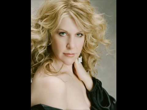 download lagu mp3 mp4 La Clemenza Di Tito Gluck, download lagu La Clemenza Di Tito Gluck gratis, unduh video klip La Clemenza Di Tito Gluck