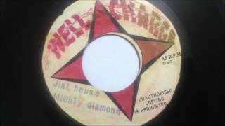Mighty Diamonds - Jailhouse - Well Charge JA