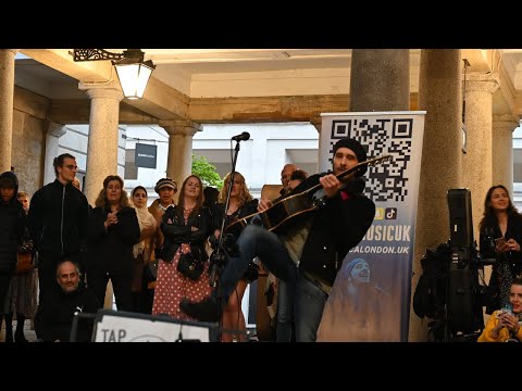 [4K] May 2022, Amazing guitarist busking Luca , Covent Garden, London
