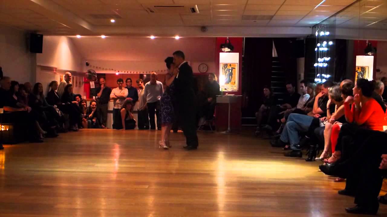 Paulina Cazabon y José Luis Gonzales  Milonga Marseille 15/02/14