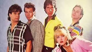 Blue Angel ft. Cyndi Lauper - I’m Gonna Be Strong (1980)