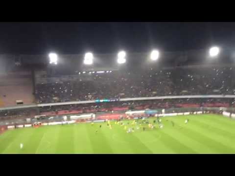 Napoli frosinone 14 maggio 2016 live distinti fine partita Higuain  calciatori del Napoli giro campo