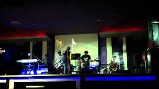 Dimonik - The Scientist (Coldplay) Live At Alcatraz Lounge & Bar