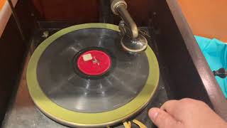 Cringe!  Edison vs Lateral Discs - playing a Columbia record on an Edison Diamond Disc machine