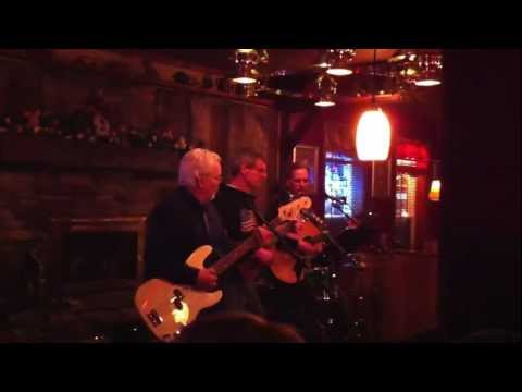 Bill McCarthy sings Return to Sender by Elvis Presley Mar 23, 2013